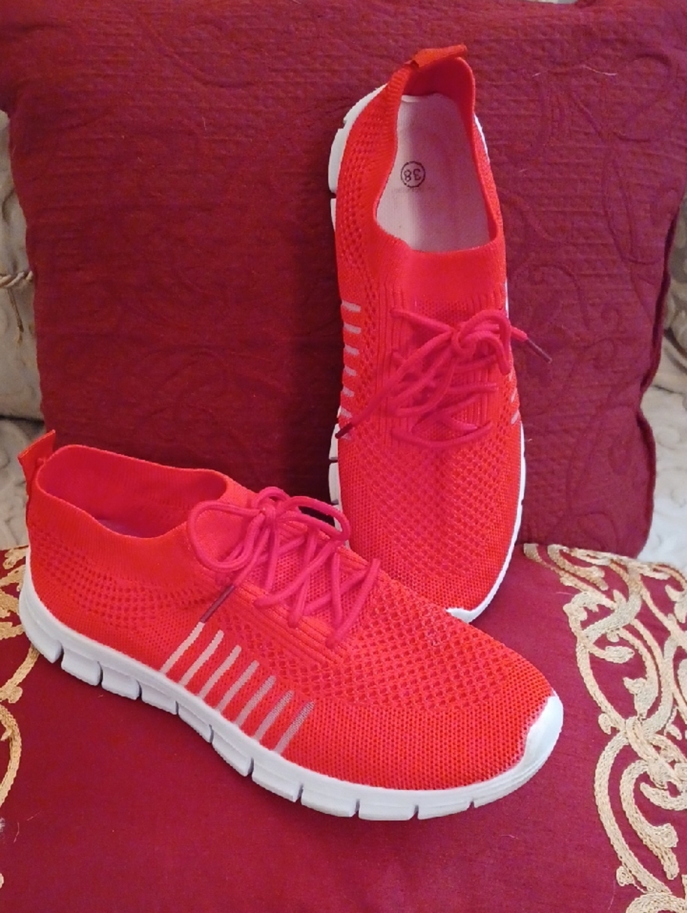 Women’s Bright Red Knit  Slip-On Sneakers